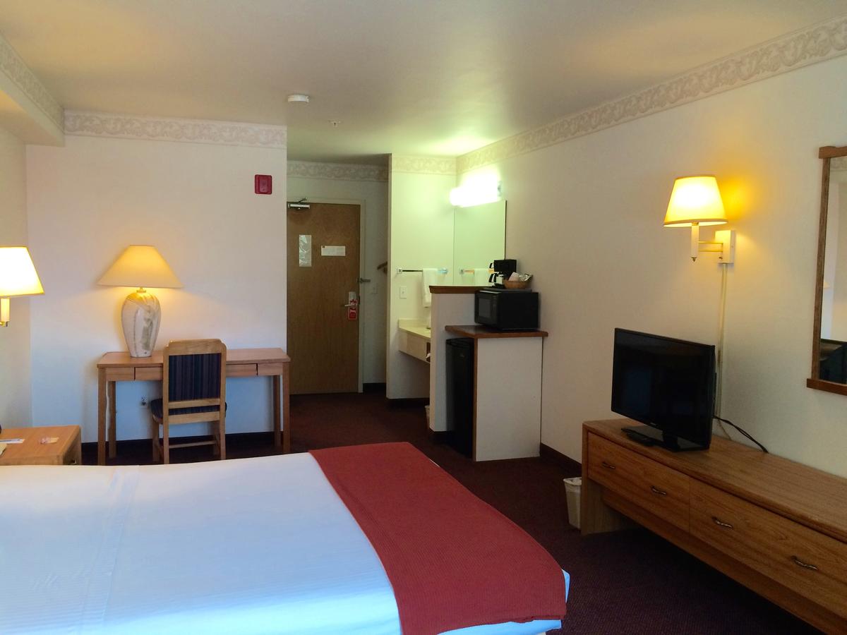 Peppermill Empress Inn - thumb 31