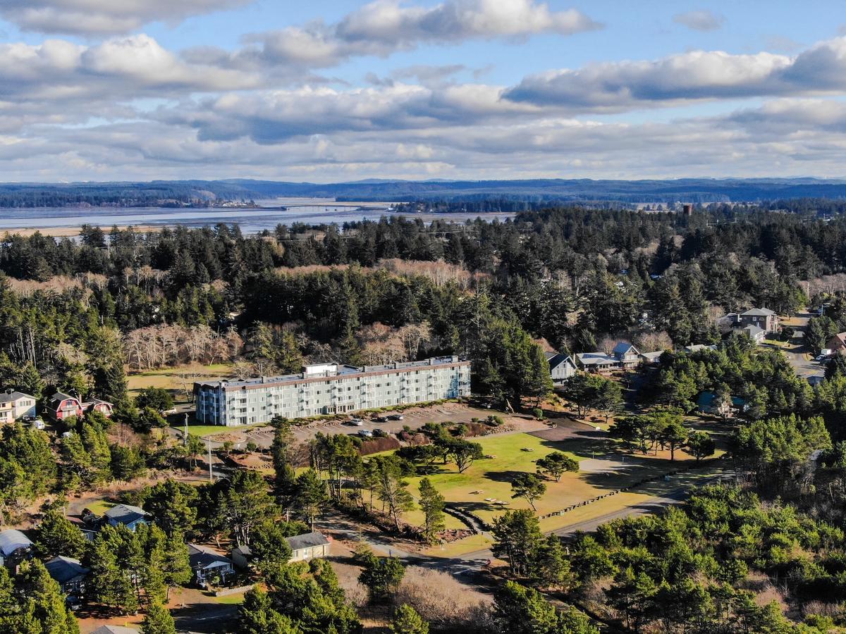 Chateau Westport - thumb 0