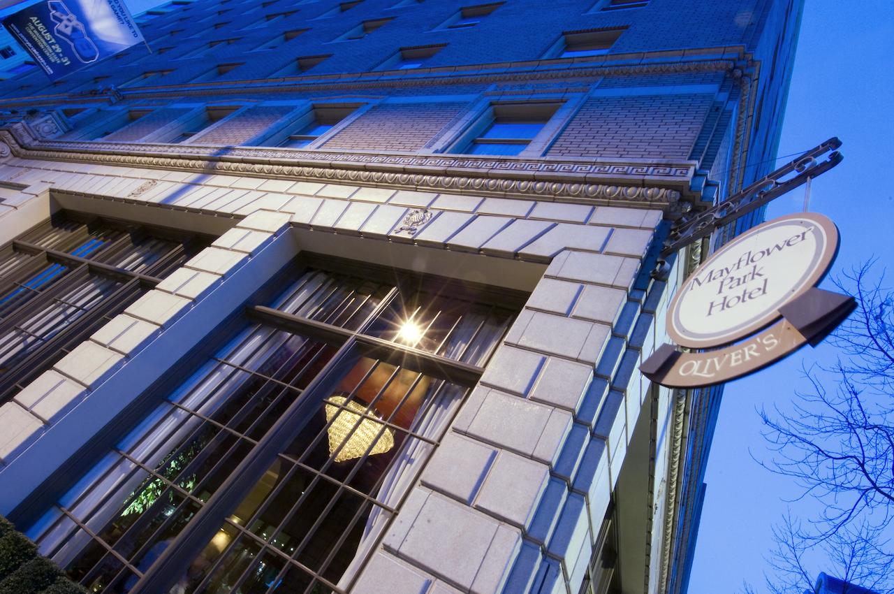 Mayflower Park Hotel - thumb 6