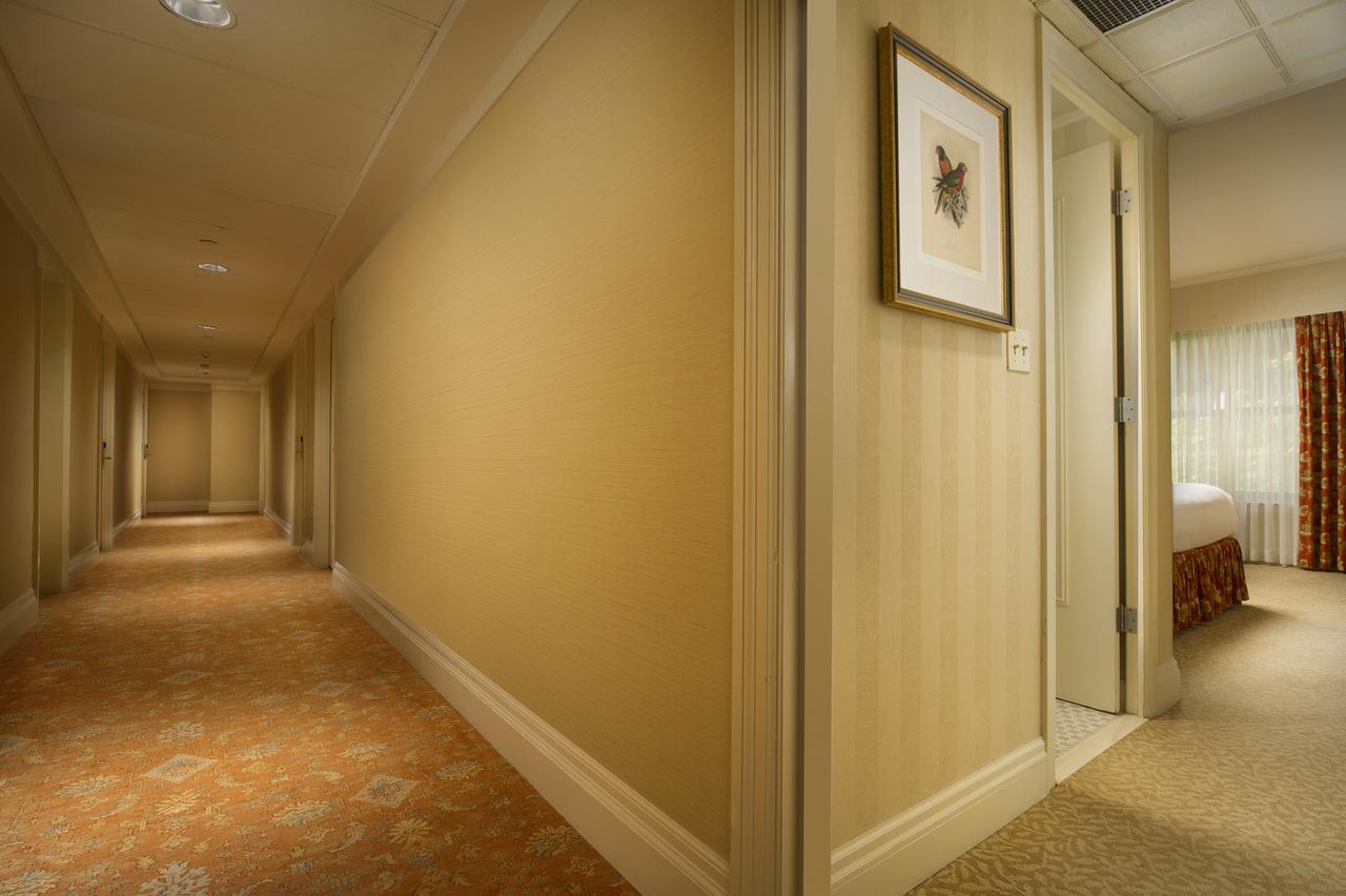 Mayflower Park Hotel - thumb 8