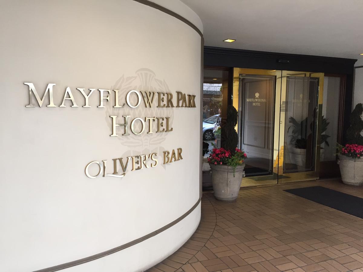 Mayflower Park Hotel - thumb 15