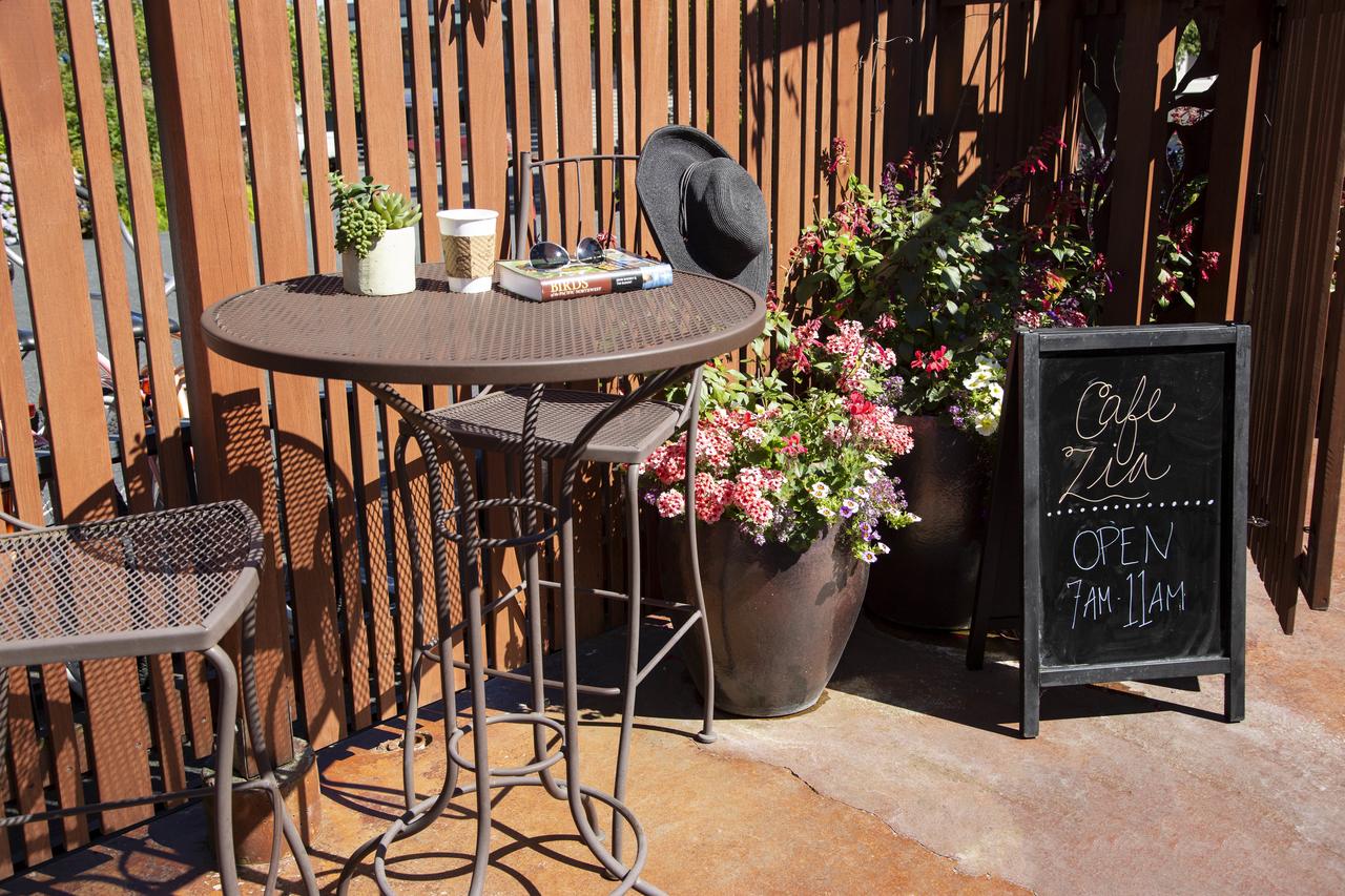 Earthbox Inn & Spa - thumb 4