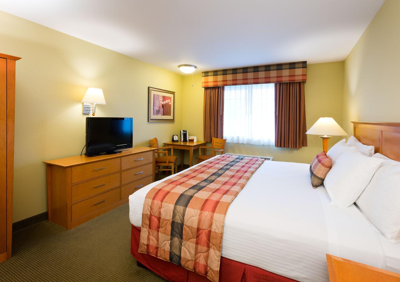 The Marina Inn - thumb 1