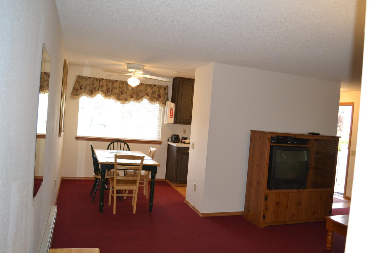 Anaco Bay Inn - thumb 12