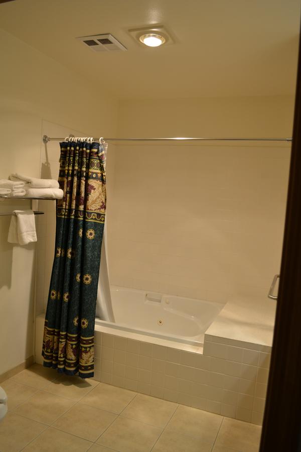 Anaco Bay Inn - thumb 15