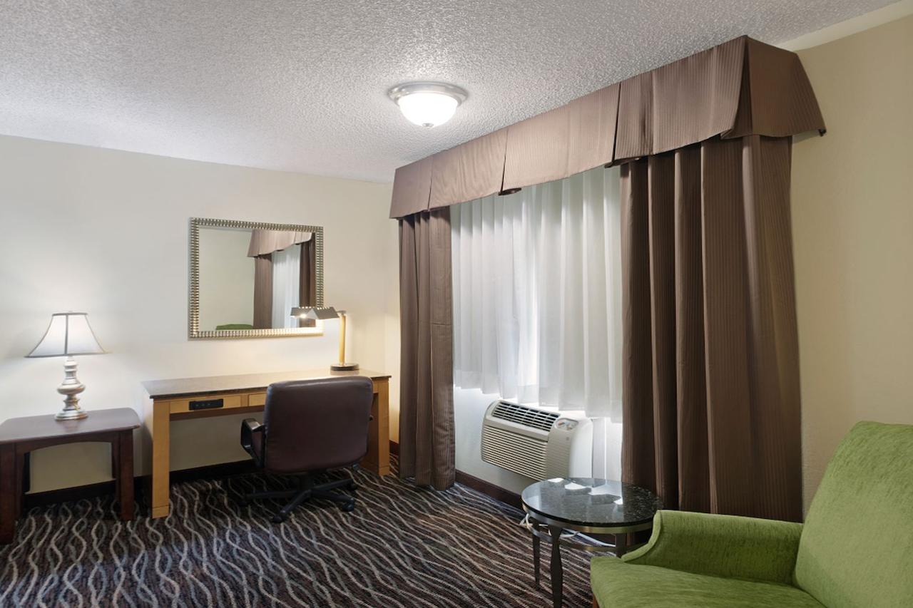 Days Inn By Wyndham Yakima - thumb 26