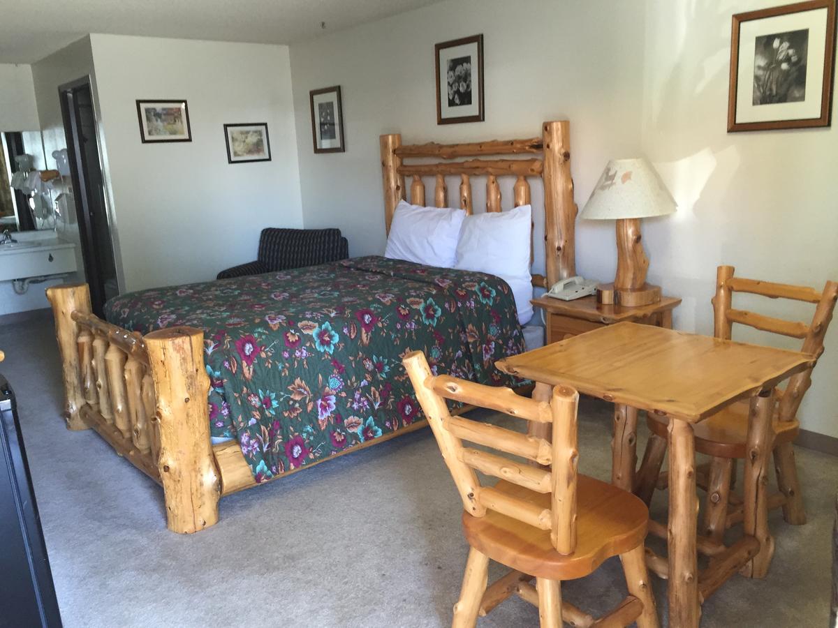 Northwoods Motel - thumb 2