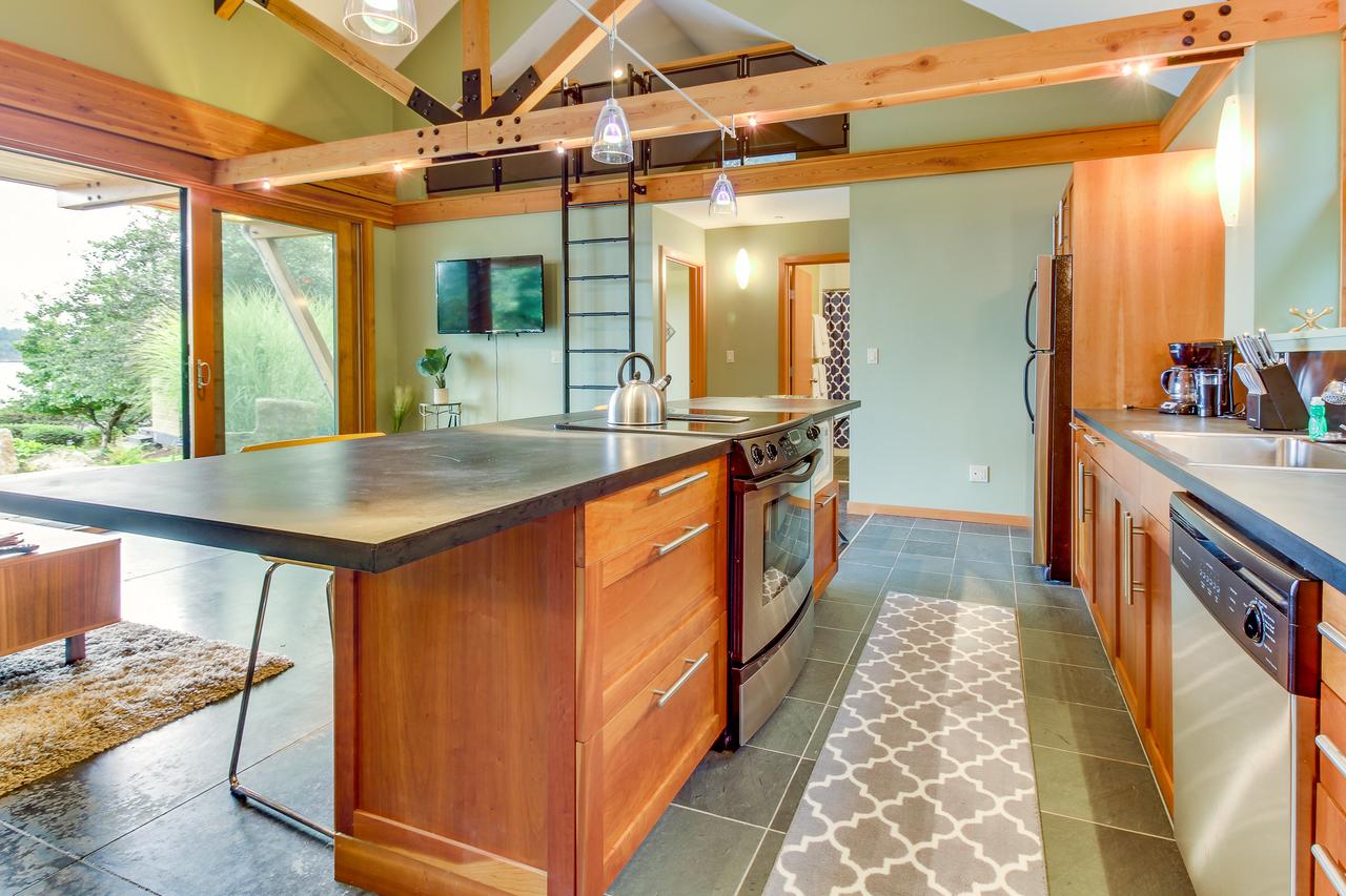 Driftwood Retreat - thumb 24