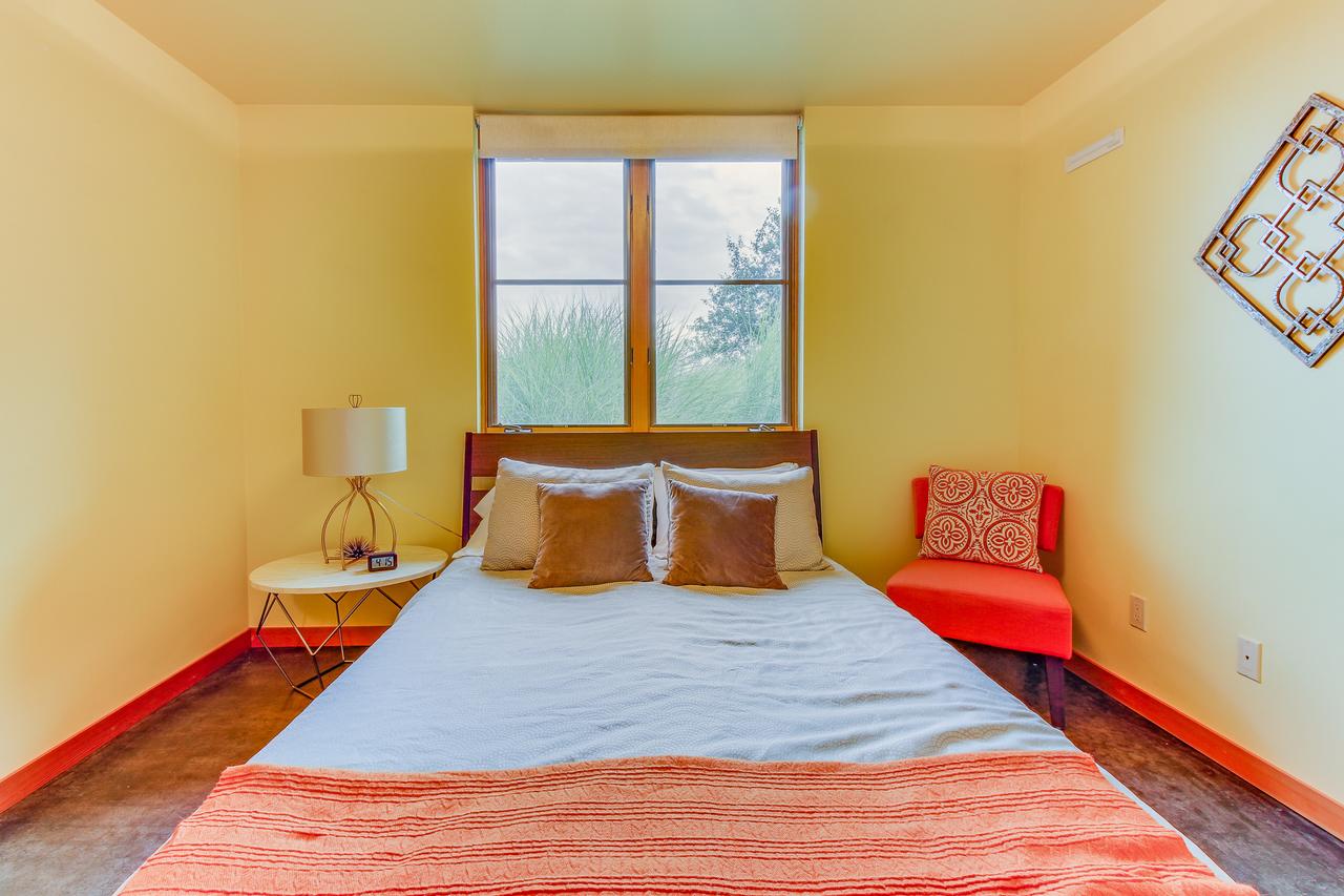 Driftwood Retreat - thumb 40