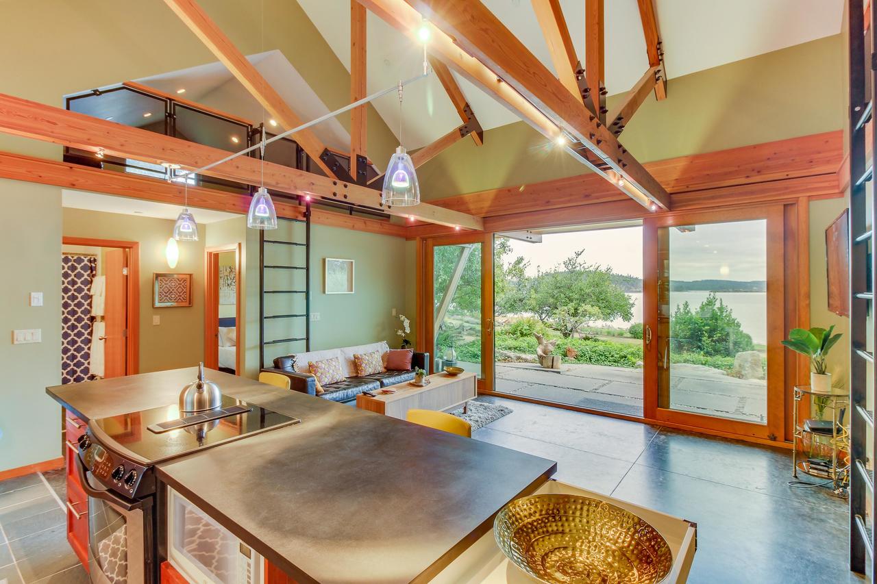 Driftwood Retreat - thumb 19