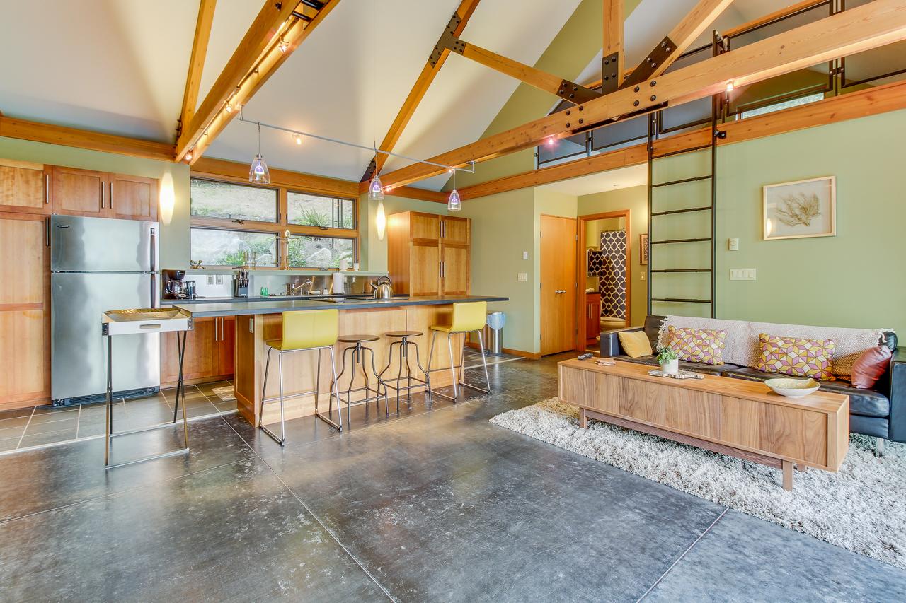 Driftwood Retreat - thumb 26