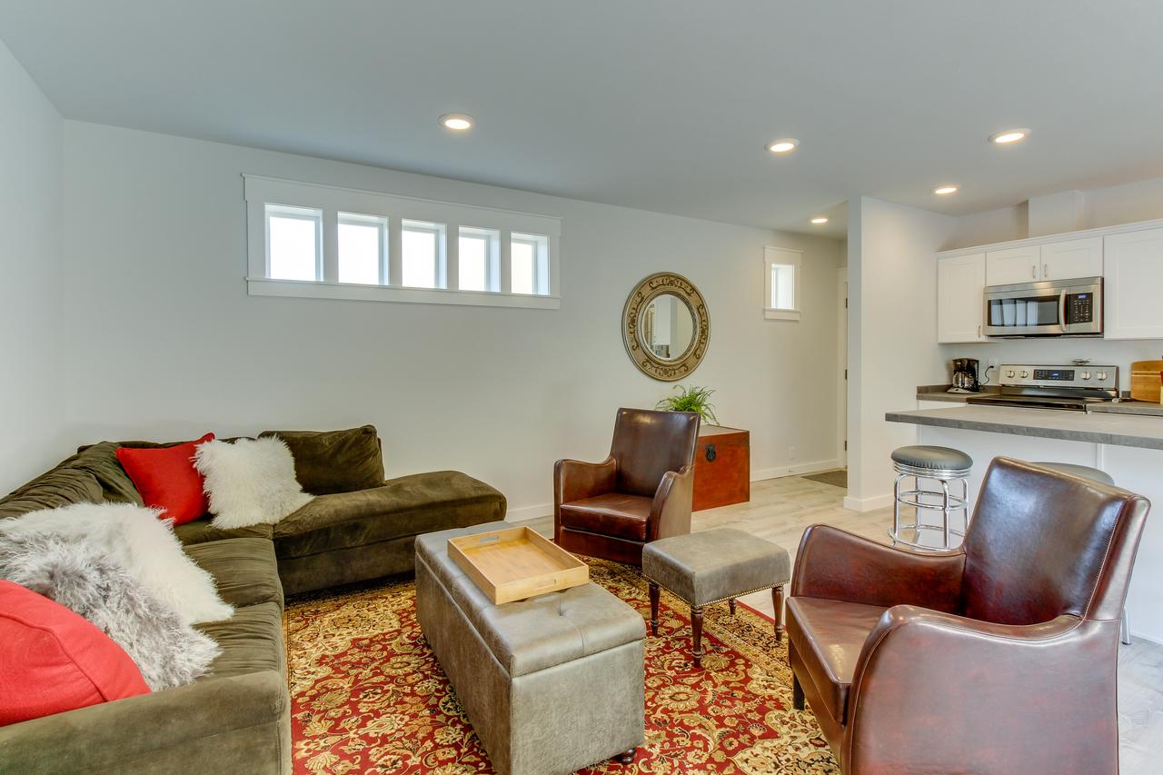 Cultural Cottage In Old Town Anacortes - thumb 7