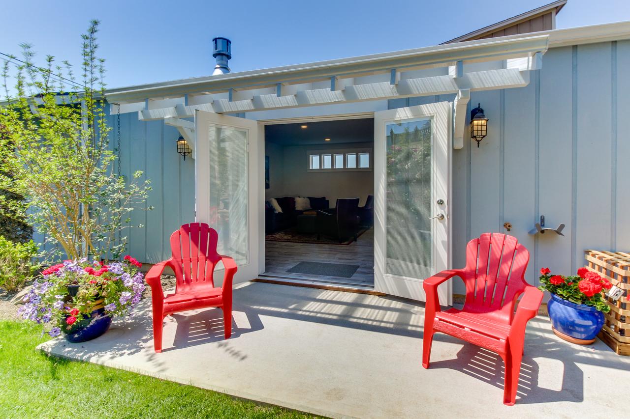 Cultural Cottage In Old Town Anacortes - thumb 22