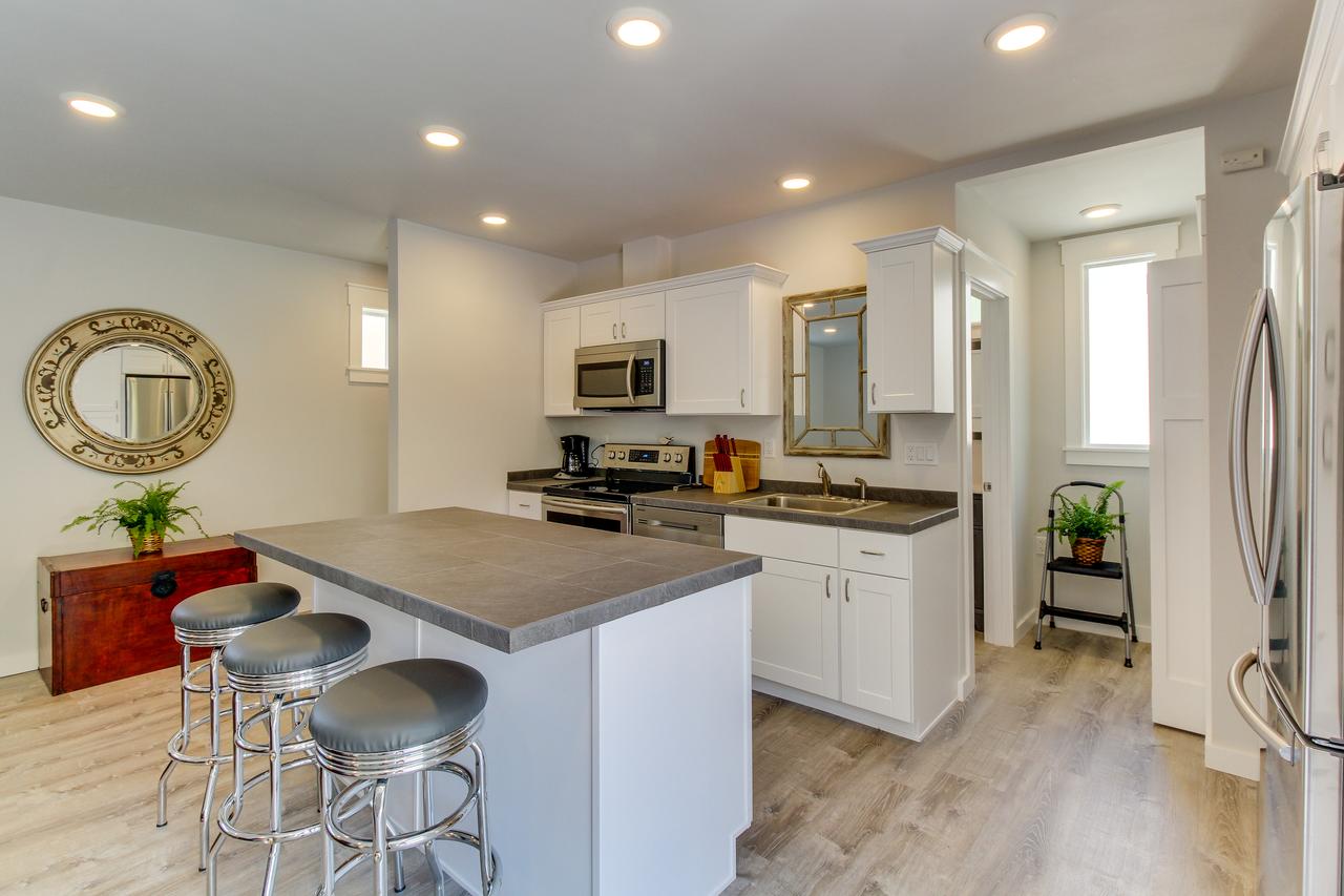 Cultural Cottage In Old Town Anacortes - thumb 10