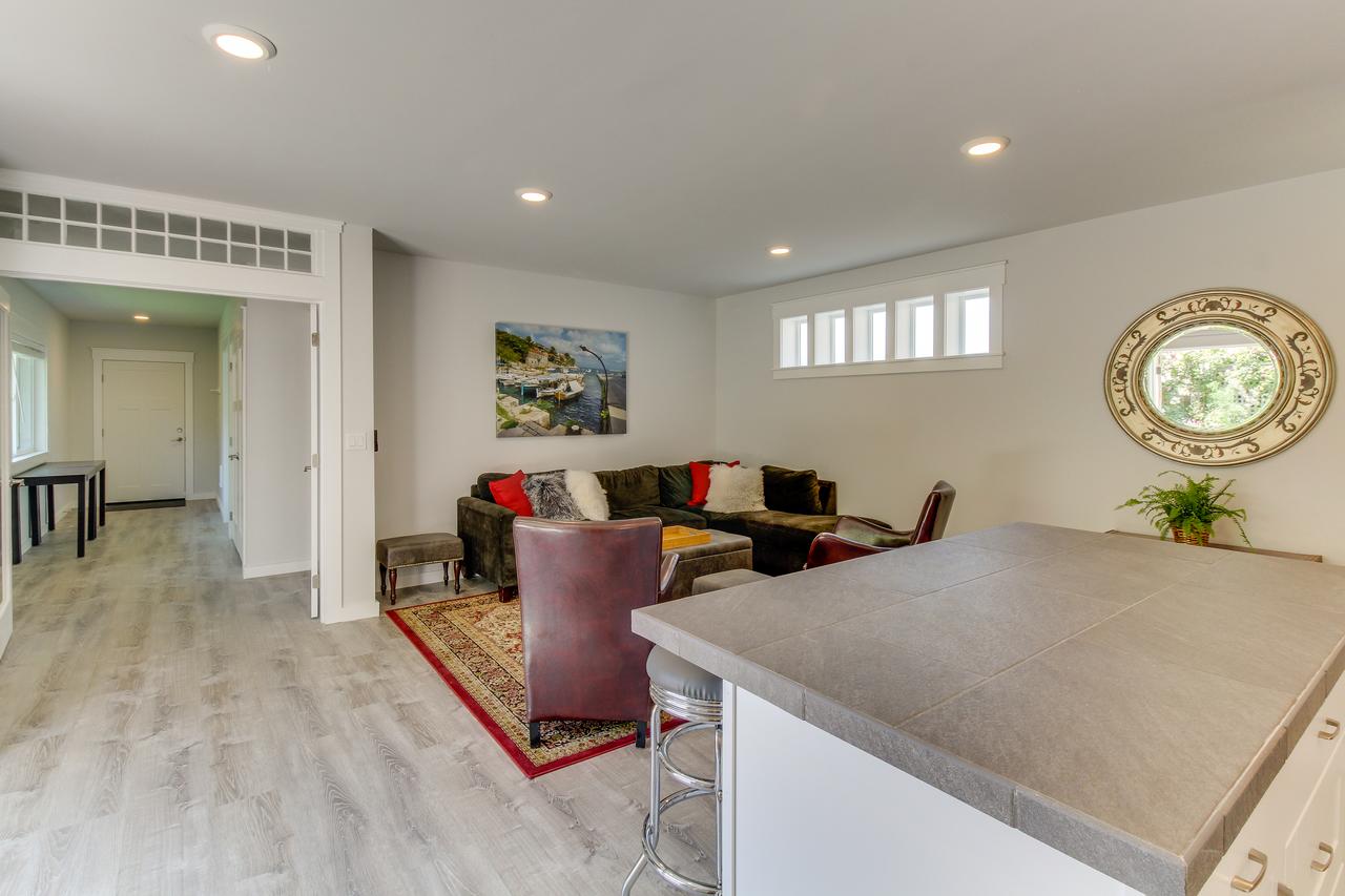 Cultural Cottage In Old Town Anacortes - thumb 15