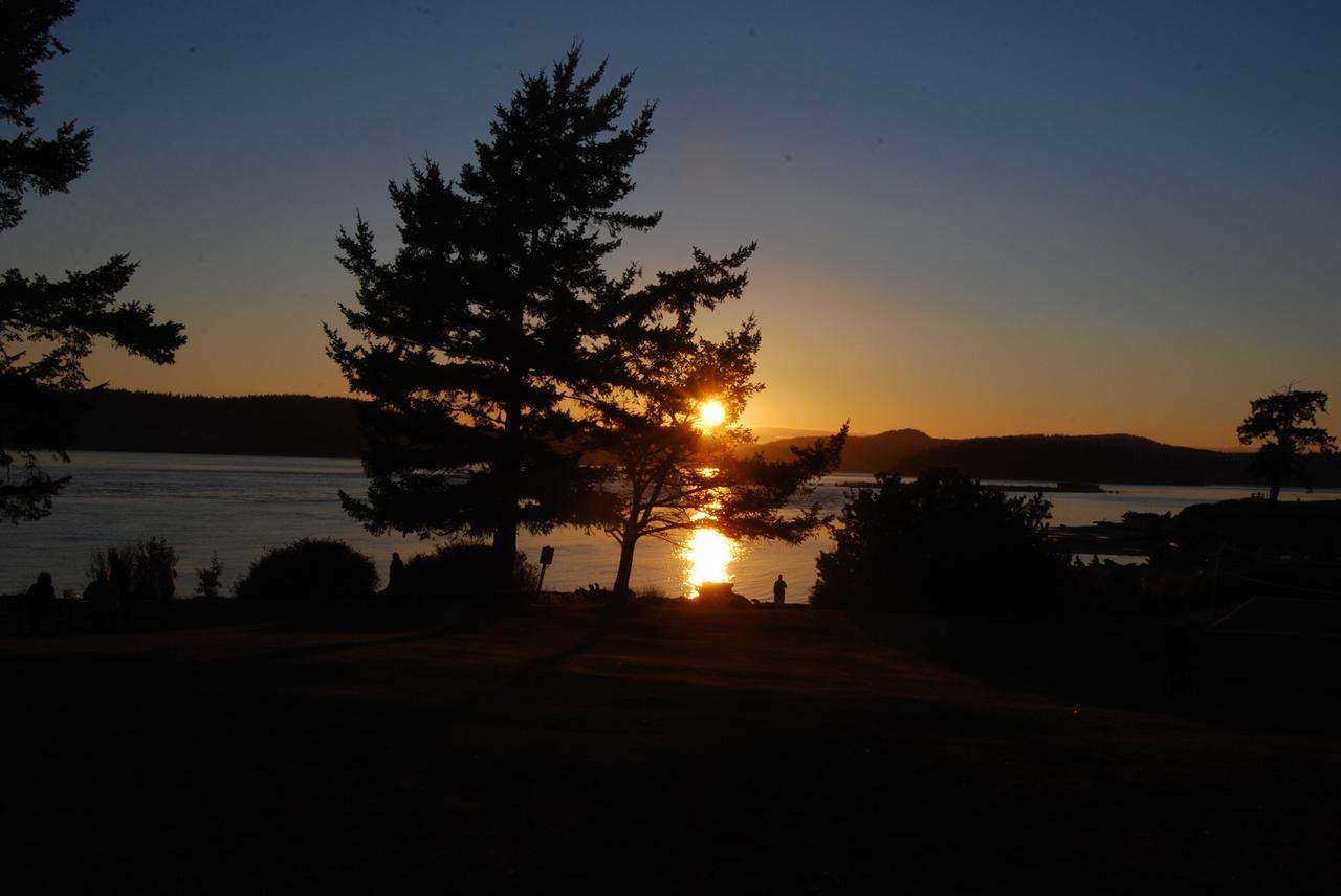 La Conner Camping Resort Deluxe Cabin 6 - thumb 8