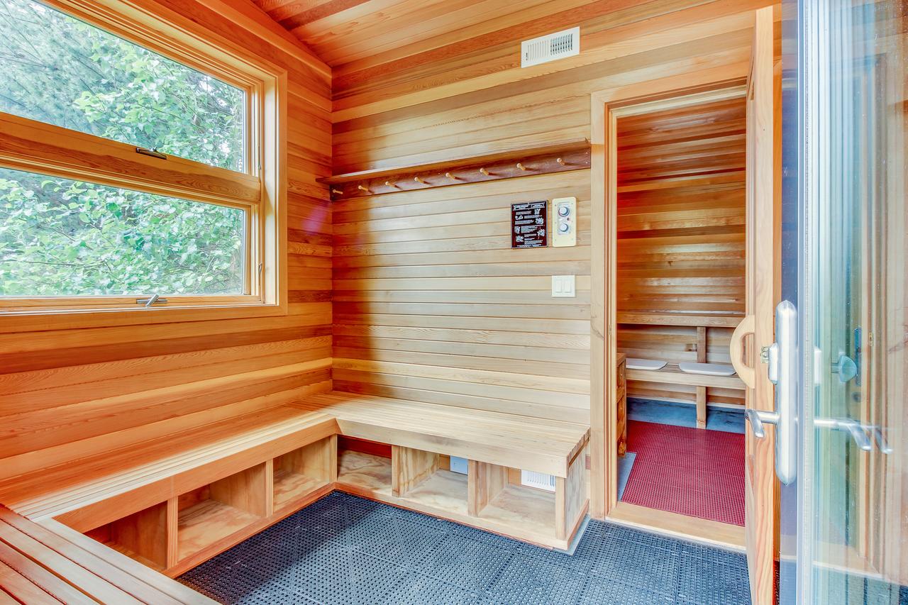 Fidalgo Island Waterfront Stunner - thumb 3