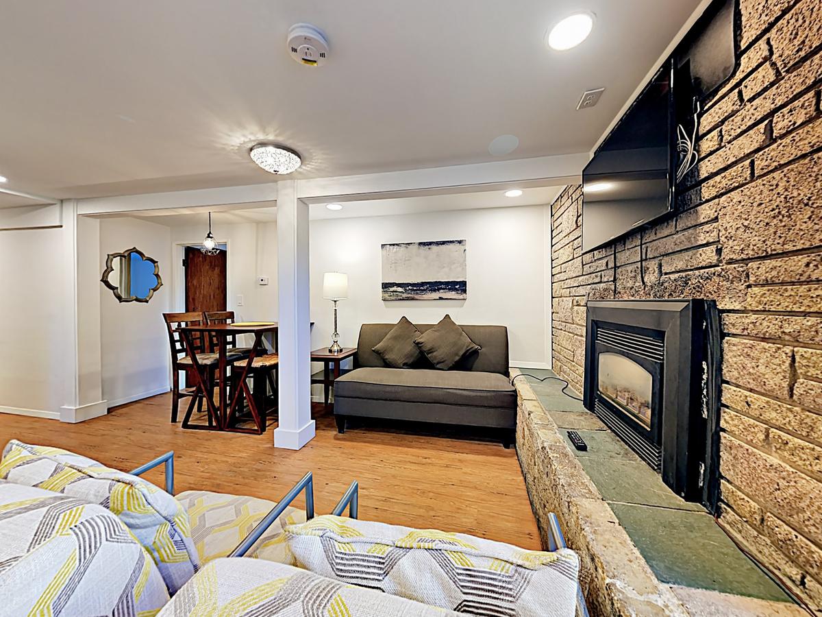 Shoreline Apartment - thumb 20