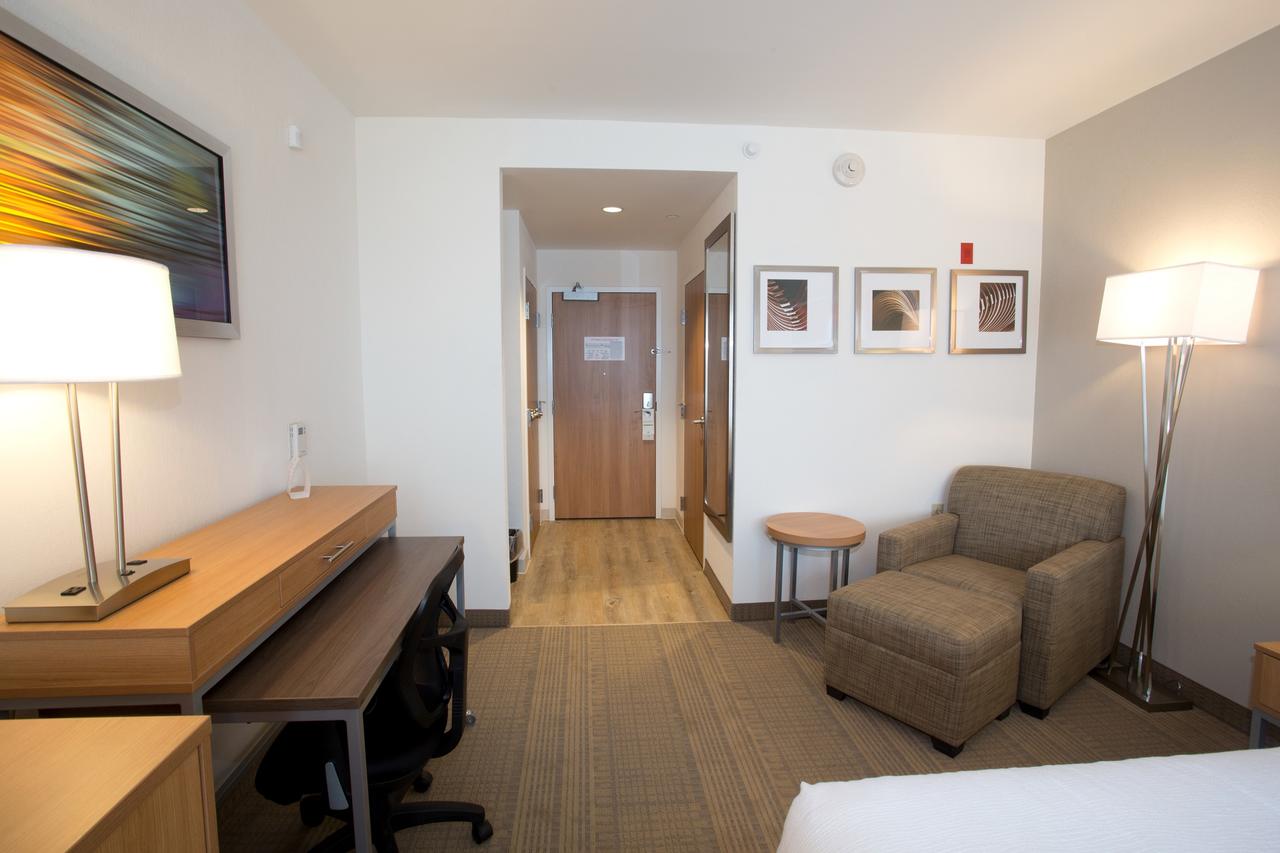 Holiday Inn Morgantown-University Area - thumb 16