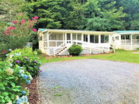 Streams  Dreams in the HEART of The Great Smoky Mountains Sylva NC Sleeps 7Take in the smell of nature while relaxing by th Accommodation Alabama