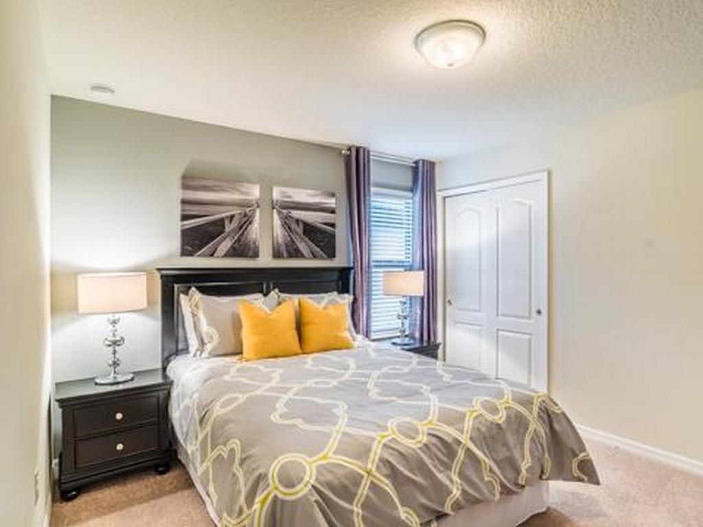 2112 Rome Drive - thumb 1