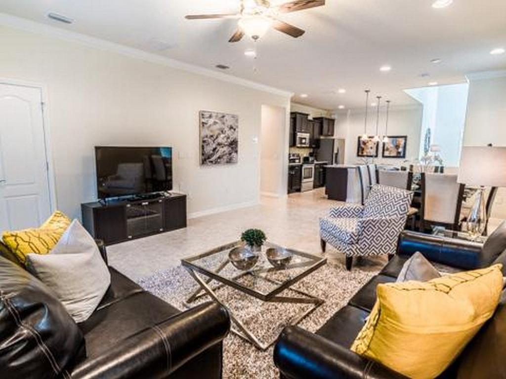 2112 Rome Drive - thumb 2