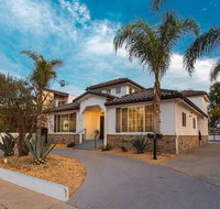 $5M Modern Venice Home w Pool and Outdoor Living - Accommodation Alabama