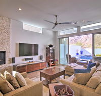 'Desert Pearl' Oasis with Pool - Lower Rates - Accommodation Alabama