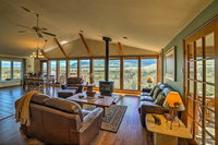 'Elk Mountain' Red Lodge Hillside House with Hot Tub Accommodation Alabama