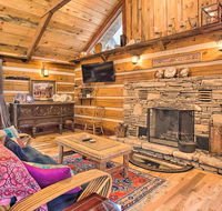'Garnet Cabin' Eco-Friendly Escape in Smokies - Accommodation Alabama