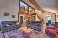 'Valley of the Pines Chalet' with Deck Near Main St Accommodation Alabama