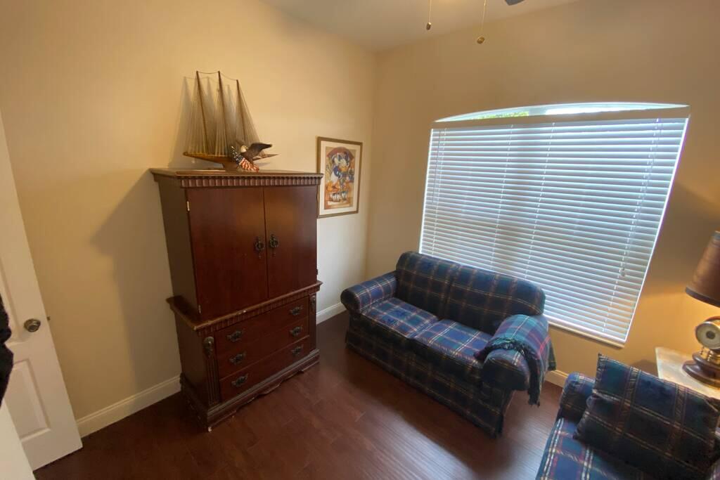 *Orlando* Centrally Located Family Size Home - thumb 3