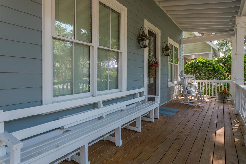 1052 Village Oals Lane - thumb 2