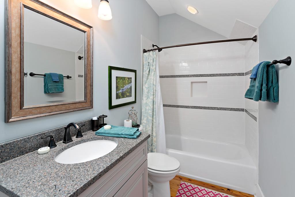 1052 Village Oals Lane - thumb 1