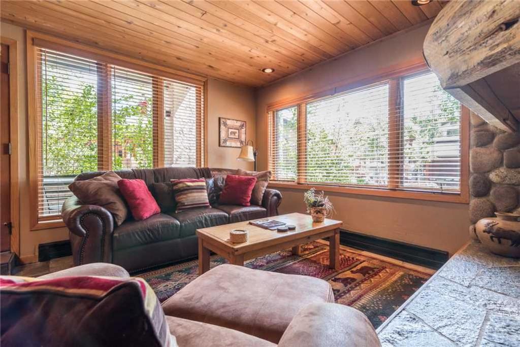 1110 Trappeur's Lodge, Trappeur's Crossing - thumb 0