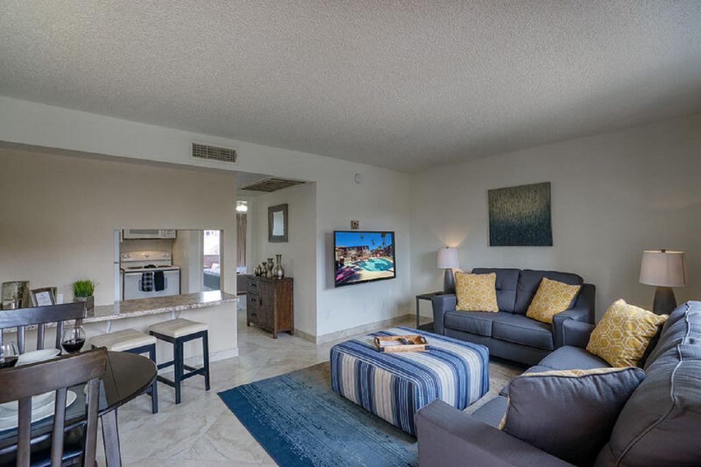 113 - Vacationers Dream! Private Ent - thumb 1