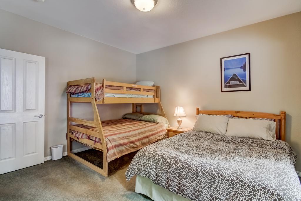 1144GB The Golden Bear Retreat Home - thumb 2