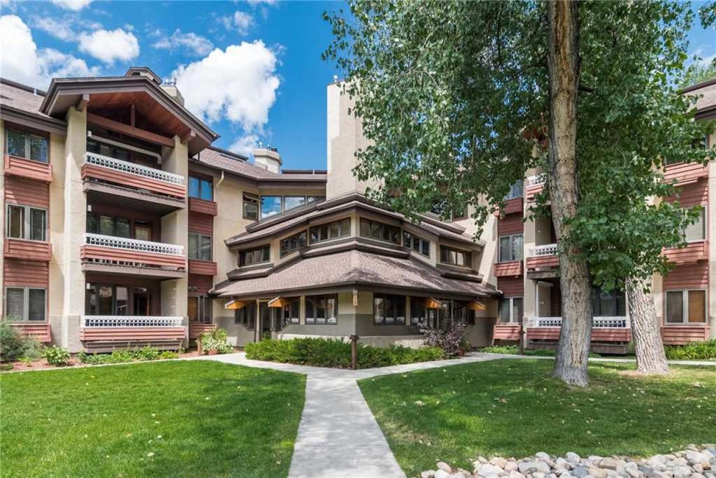 1202 Trappeurs Lodge, Trappeur's Crossing - thumb 3