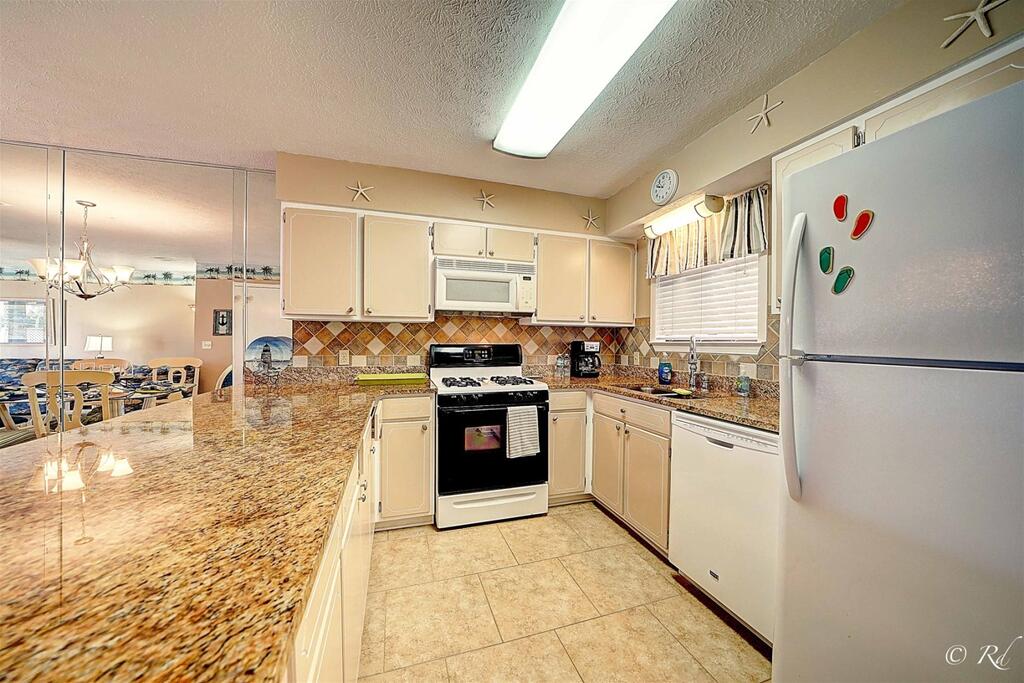 131 Kimberly Drive - thumb 1