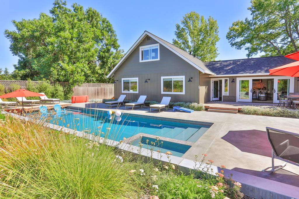 1349 Cherry Tree Court Home - thumb 0