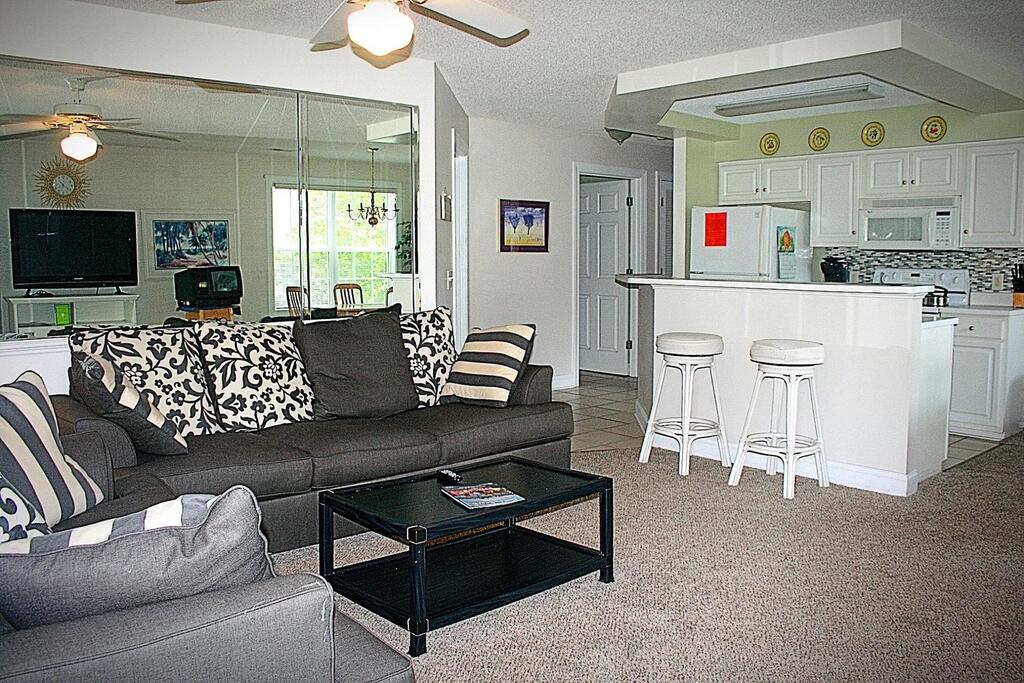 1404 Villa - thumb 1