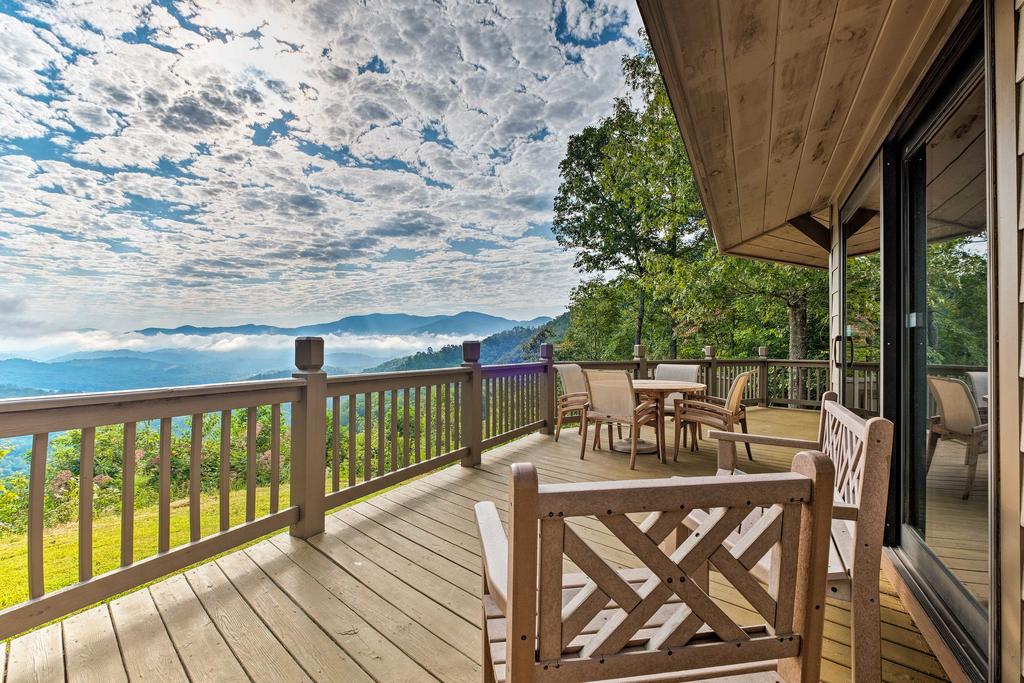 4-Acre Bryson City Mountain Home With Deck & Grill! - thumb 1