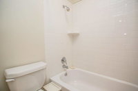 500W124  Convenient and Spacious 1B1B near Tech  Hospitals Accommodation Alabama