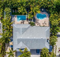 7 Doors Down villa - Accommodation Alabama