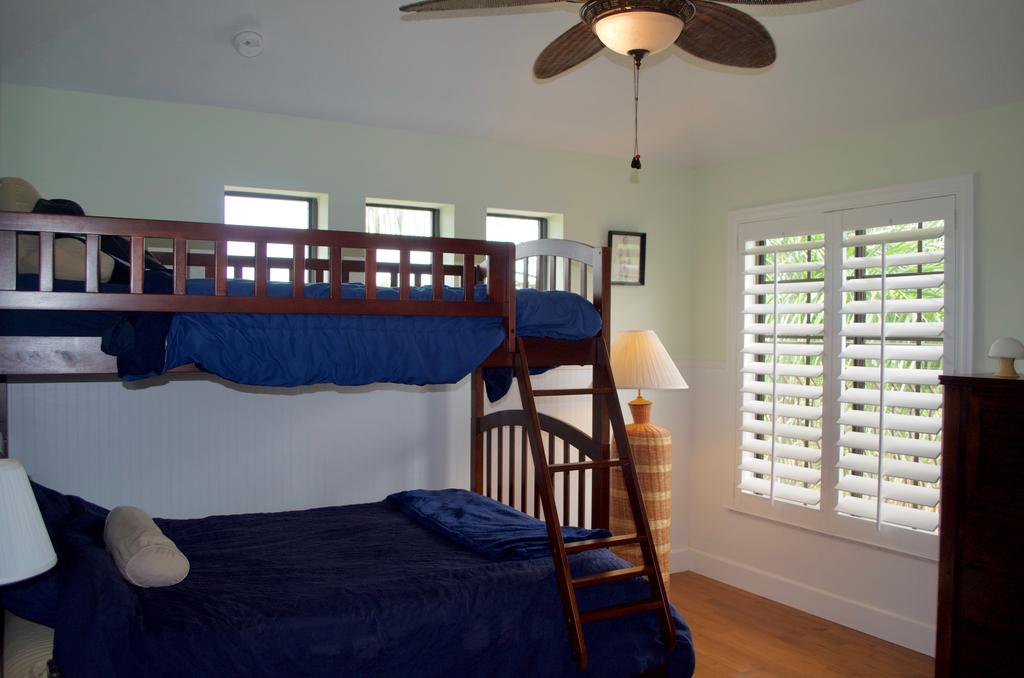 702 Treasure Boat Way- Perfect Getaway For Your Family!- 2 WEEK - thumb 2