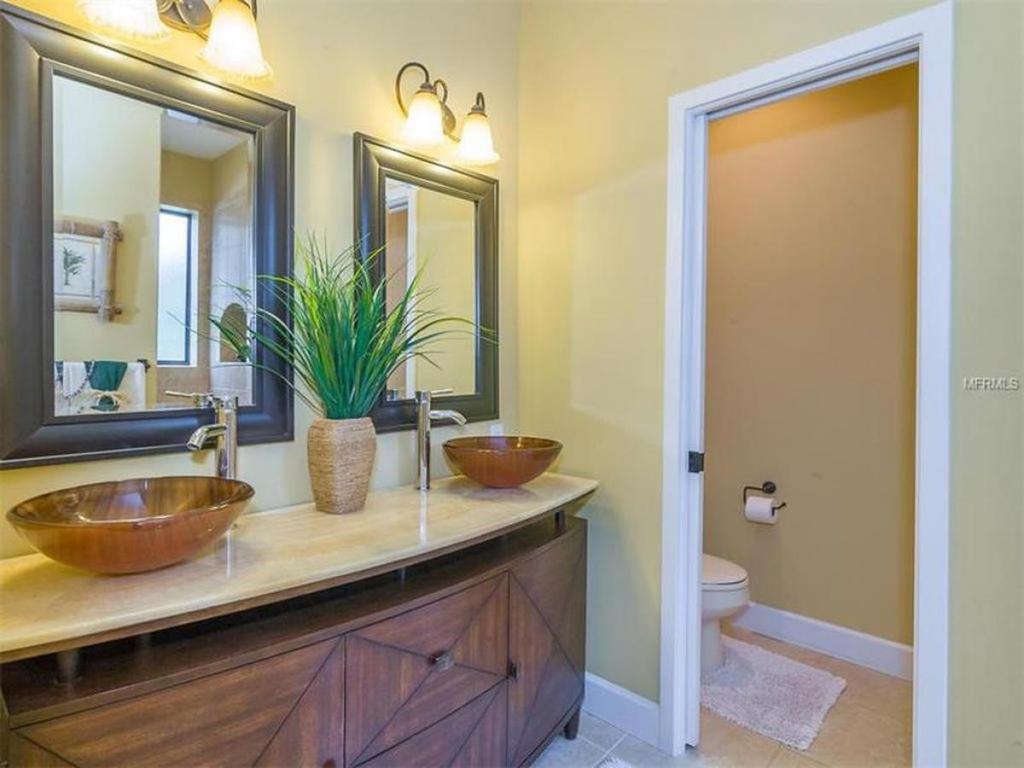 702 Treasure Boat Way- Perfect Getaway For Your Family!- 2 WEEK - thumb 1