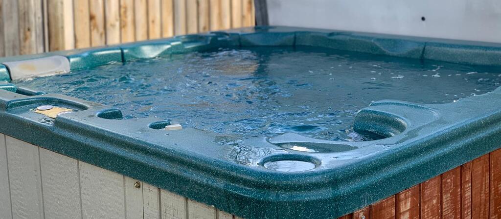 8639 Ustick - thumb 1