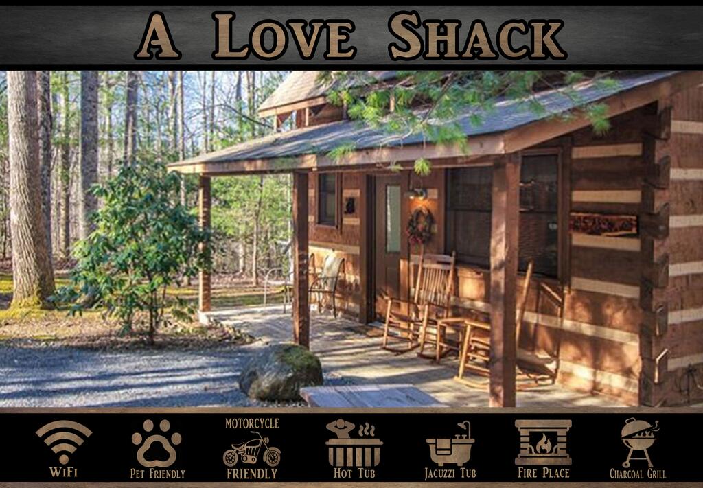 A Love Shack Cabin - thumb 0
