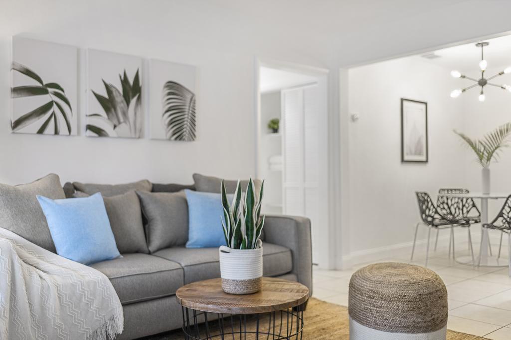 Alani Bay Luxury Condos - thumb 0