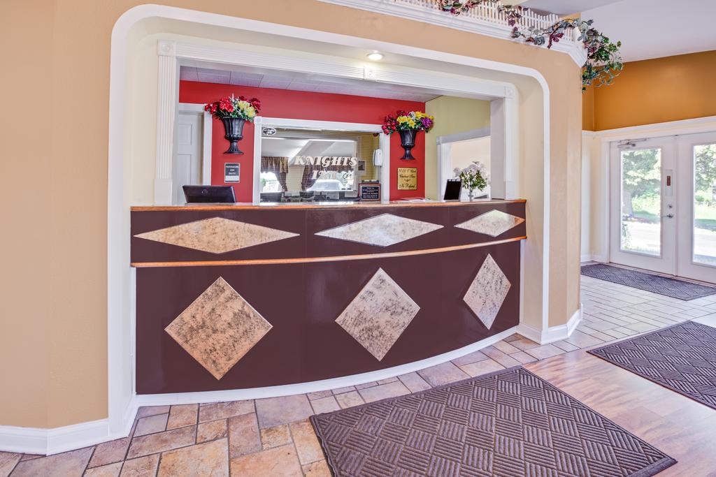 Apple Tree Inn - thumb 2